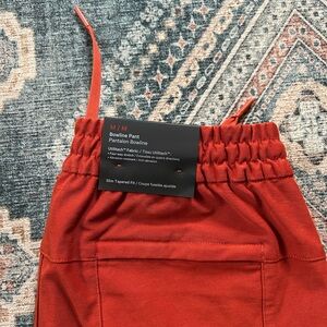 Brand new Lulu Lemon pants